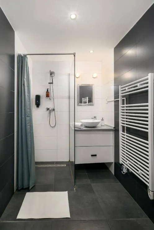 Cosy Apartment In Heart Of The City -Prime Location Boedapest Hongarije
